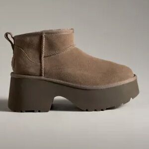 UGG® CLASSIC ULTRA MINI NEW HEIGHTS BOOTS